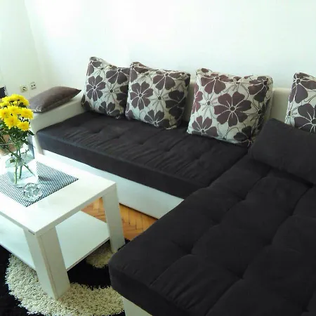 Stan Na Dan Apartment *